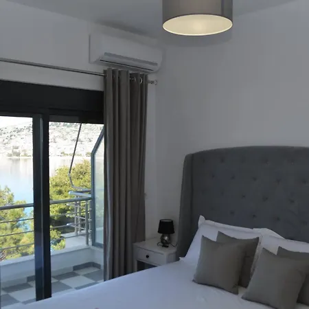 Sunset Tarraces Apartment Sarande