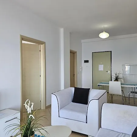 Sunset Tarraces 아파트