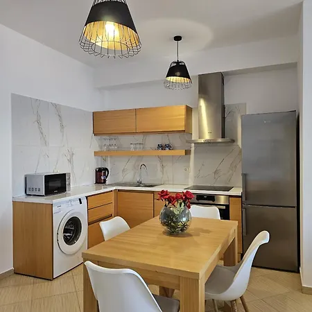 Sunset Tarraces 아파트