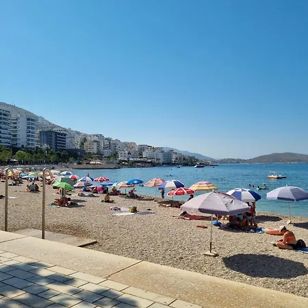 Sunset Tarraces 아파트 *