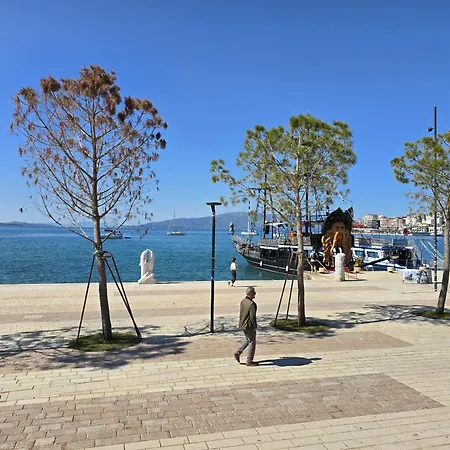 Sunset Tarraces Apartment Sarande